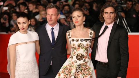 Rooney Mara, Spike Jonze, Scarlett Johansson et Joaquin Phoenix à l'avant-première de Her à Rome, en novembre 2013
